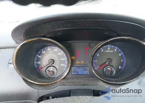 2012 Hyundai Genesis 3.8 Track z USA, uszkodzony, nr VIN KMHHU6KH6CU078224